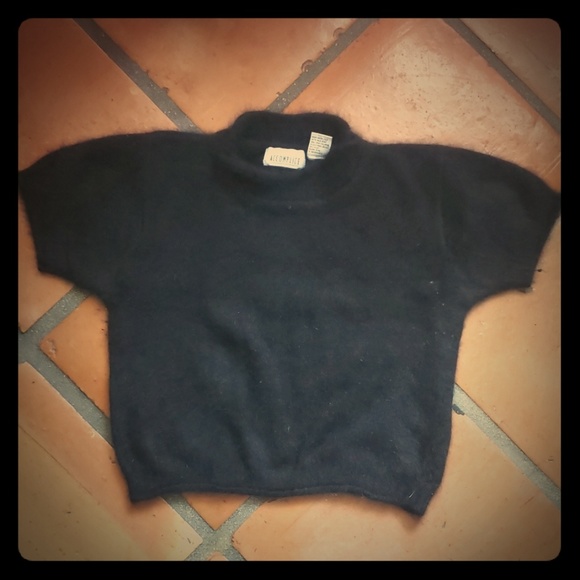 Black Angora cap sleeve sweater - Picture 1 of 2